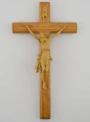 Kruisbeeld van Natuurlijk Eikenhout met Christus - 22cm