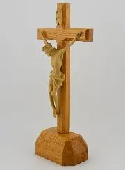 Eikenhouten Kruisbeeld op Voetstuk - 22cm