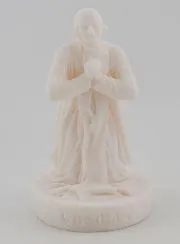 Beeldje van de Heilige Pastoor van Ars van Albast - 12cm