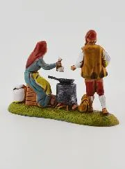 Kerststal Beeld Kastanje Verkoopster – Hoogte 6 cm