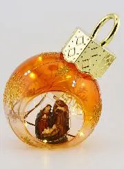 Verlichte Kerstbal met Kerststal - 12cm