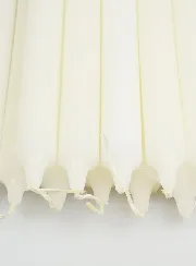 12 Doorgekleurde Tafelkaarsen Wit