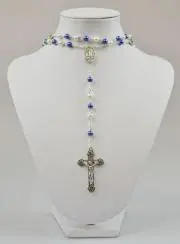 Rozenkrans Trendy Blauwe en Witte Parelmoer Kralen