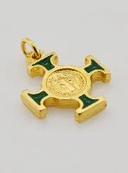 Hanger Kruis Heilige Benedictus Goudkleurig - Groen - 2 cm