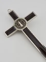 Kruisbeeld St. Benedictus Kruis 20cm - Metaal Bruin