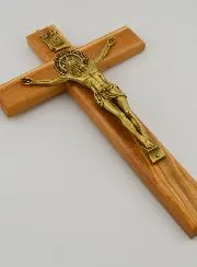 Kruisbeeld Kruis Heilige Benedictus van Olijfhout - 25 cm