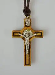 Kruis Hanger Benedictus Olijf Hout - 4,5cm
